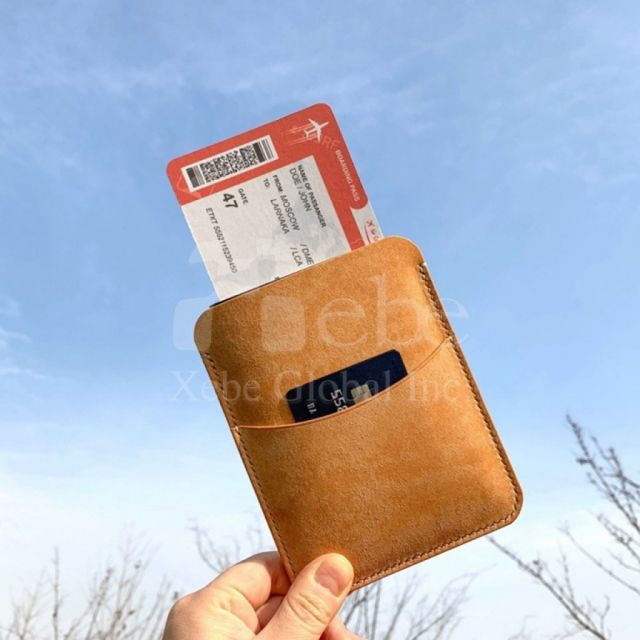 口袋型皮革护照套 