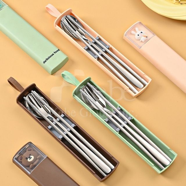 小熊便携餐具组制作