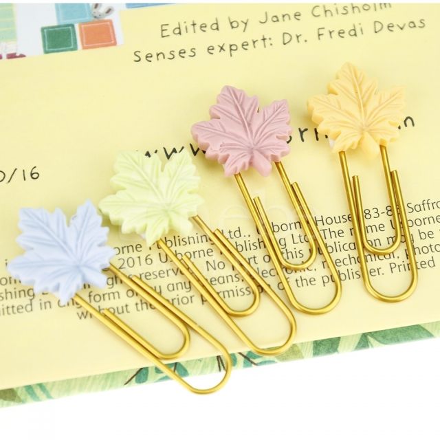 枫叶造型回形针书签