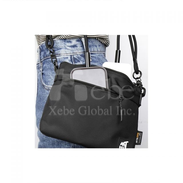 多功能充电旅行小包 出国随身包