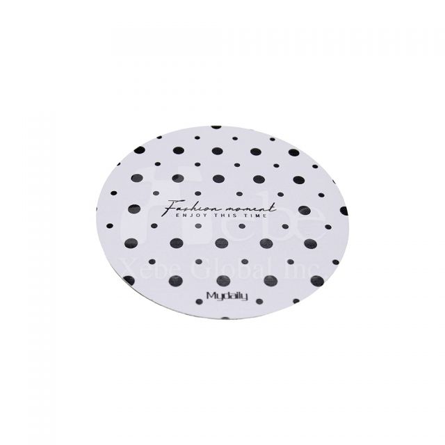 黑白圆点杯垫