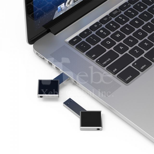 定制银色发光经典U盘