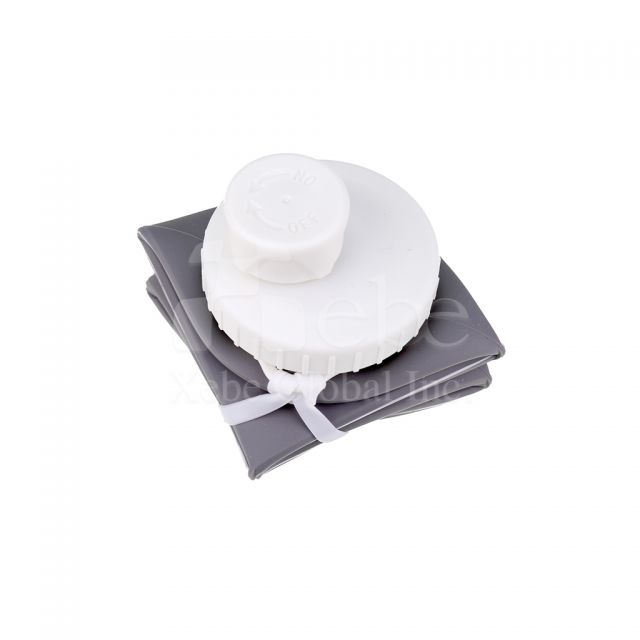 灰色可折叠式便携杯